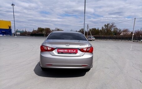 Hyundai Sonata VI, 2010 год, 1 040 000 рублей, 5 фотография