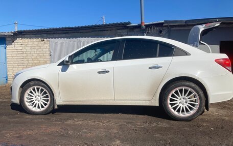 Chevrolet Cruze II, 2014 год, 834 999 рублей, 3 фотография