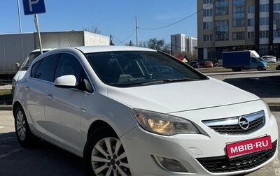 Opel Astra J, 2010 год, 530 000 рублей, 1 фотография