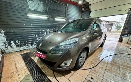 Renault Scenic III, 2011 год, 720 000 рублей, 6 фотография
