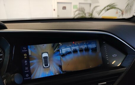 Geely Tugella FY11, 2022 год, 2 790 000 рублей, 21 фотография