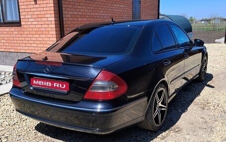 Mercedes-Benz E-Класс, 2007 год, 970 000 рублей, 4 фотография