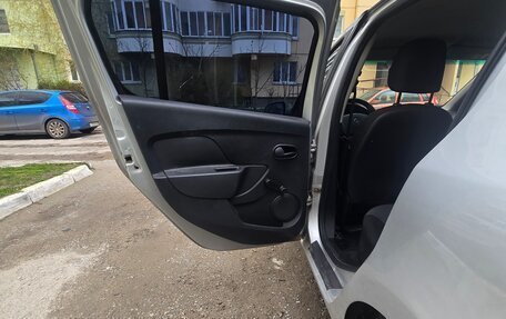 Renault Sandero II рестайлинг, 2017 год, 590 000 рублей, 9 фотография