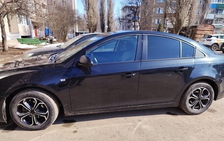 Chevrolet Cruze II, 2012 год, 800 000 рублей, 17 фотография