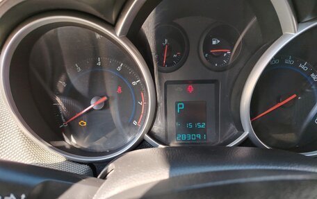 Chevrolet Cruze II, 2012 год, 800 000 рублей, 32 фотография