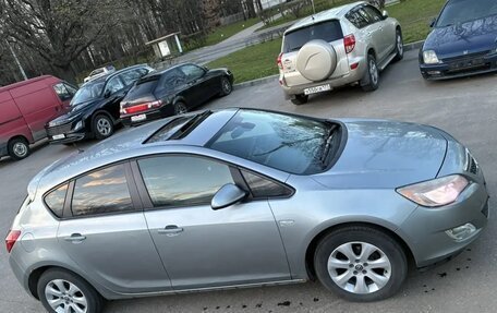 Opel Astra J, 2011 год, 630 000 рублей, 7 фотография