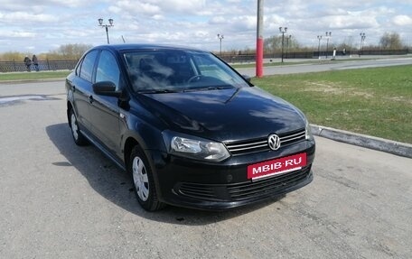 Volkswagen Polo VI (EU Market), 2013 год, 630 000 рублей, 2 фотография