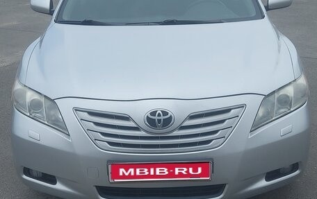 Toyota Camry, 2006 год, 800 000 рублей, 1 фотография