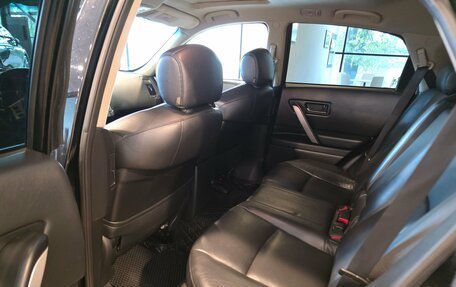 Infiniti FX I, 2005 год, 1 090 000 рублей, 18 фотография