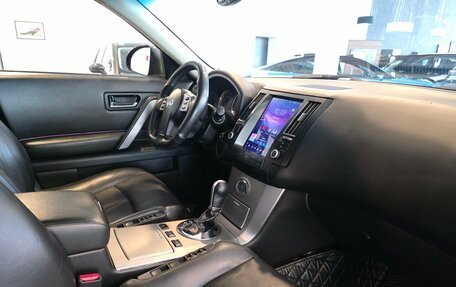 Infiniti FX I, 2005 год, 1 090 000 рублей, 22 фотография