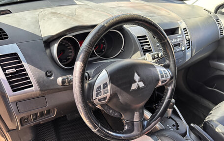 Mitsubishi Outlander III рестайлинг 3, 2007 год, 850 000 рублей, 9 фотография