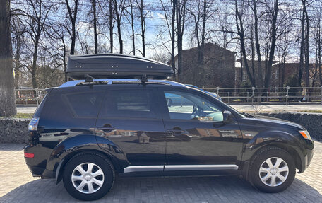 Mitsubishi Outlander III рестайлинг 3, 2007 год, 850 000 рублей, 2 фотография