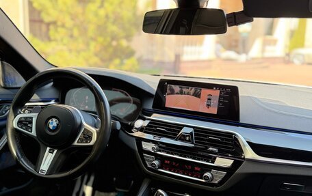 BMW 5 серия, 2019 год, 3 990 000 рублей, 13 фотография