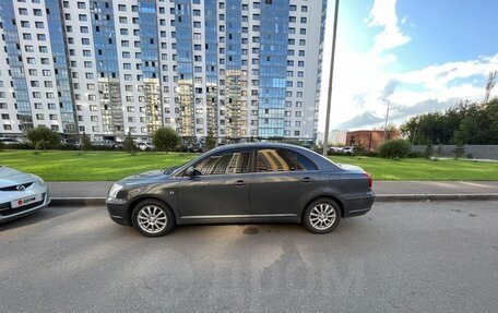 Toyota Avensis III рестайлинг, 2005 год, 800 000 рублей, 4 фотография