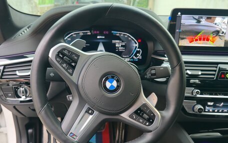 BMW 5 серия, 2021 год, 5 700 000 рублей, 6 фотография