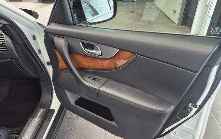 Infiniti FX II, 2013 год, 2 450 000 рублей, 13 фотография