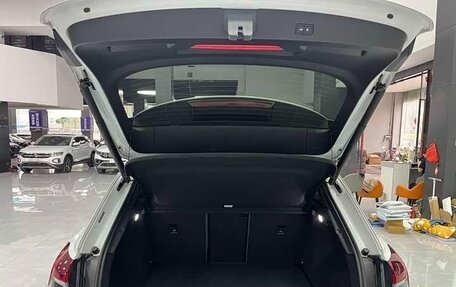 Audi Q4 e-tron, 2024 год, 4 903 000 рублей, 15 фотография