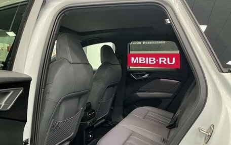 Audi Q4 e-tron, 2024 год, 4 903 000 рублей, 14 фотография