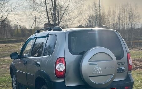 Chevrolet Niva I рестайлинг, 2011 год, 405 000 рублей, 7 фотография