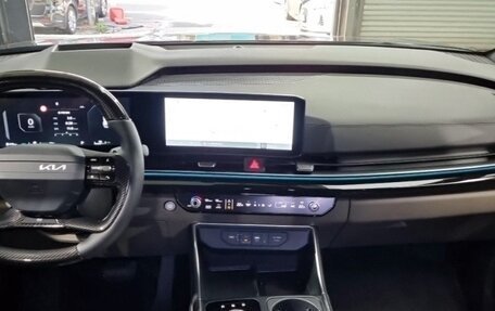 KIA Carnival, 2025 год, 5 560 000 рублей, 11 фотография