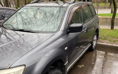 Mitsubishi Outlander III рестайлинг 3, 2006 год, 750 000 рублей, 6 фотография