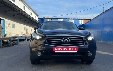 Infiniti FX II, 2012 год, 1 950 000 рублей, 2 фотография