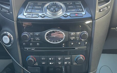 Infiniti FX II, 2012 год, 1 950 000 рублей, 16 фотография