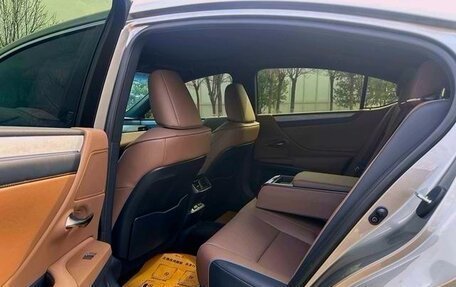 Lexus ES VII, 2025 год, 4 800 000 рублей, 9 фотография