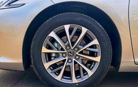 Lexus ES VII, 2025 год, 4 800 000 рублей, 12 фотография