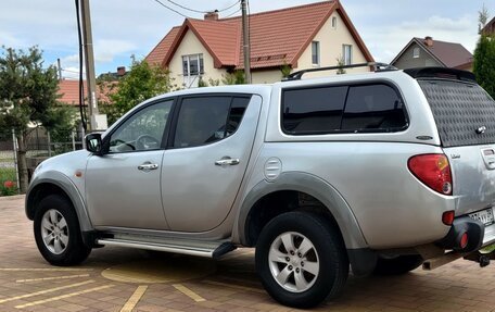 Mitsubishi L200 IV рестайлинг, 2006 год, 690 000 рублей, 3 фотография