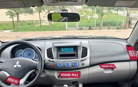 Mitsubishi L200 IV рестайлинг, 2006 год, 690 000 рублей, 9 фотография