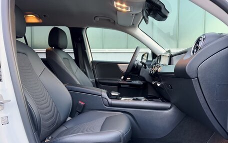 Mercedes-Benz GLB, 2022 год, 2 550 000 рублей, 6 фотография