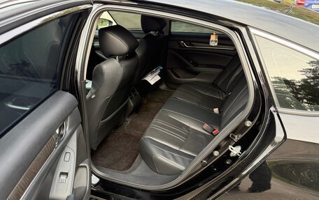 Honda Accord IX рестайлинг, 2018 год, 2 600 000 рублей, 9 фотография