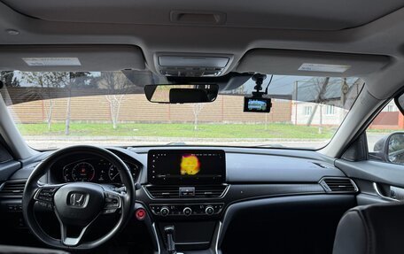Honda Accord IX рестайлинг, 2018 год, 2 600 000 рублей, 11 фотография