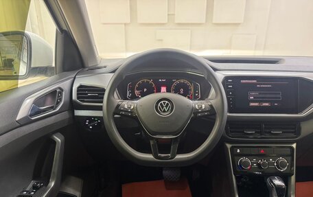 Volkswagen T-Cross I, 2022 год, 1 420 000 рублей, 16 фотография