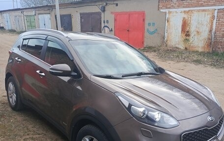 KIA Sportage IV рестайлинг, 2017 год, 1 900 000 рублей, 3 фотография