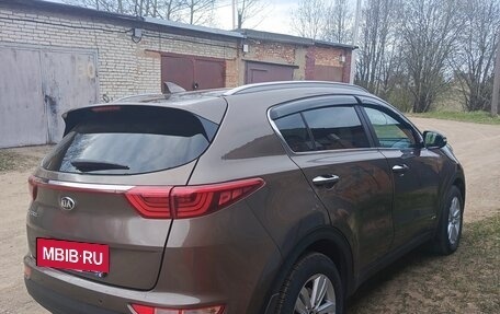 KIA Sportage IV рестайлинг, 2017 год, 1 900 000 рублей, 5 фотография