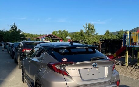 Toyota C-HR I рестайлинг, 2019 год, 2 300 000 рублей, 5 фотография