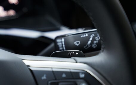 Volkswagen Multivan, 2023 год, 5 400 000 рублей, 8 фотография