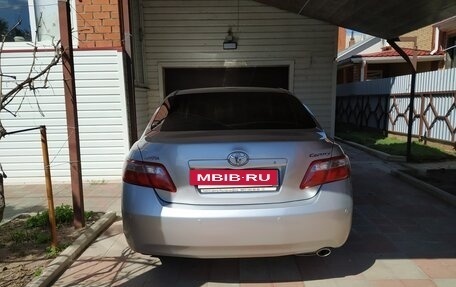 Toyota Camry, 2011 год, 1 350 000 рублей, 2 фотография