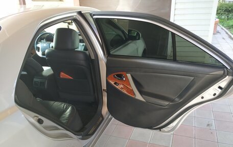 Toyota Camry, 2011 год, 1 350 000 рублей, 6 фотография