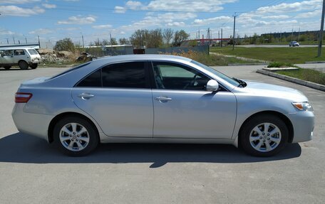 Toyota Camry, 2011 год, 1 350 000 рублей, 16 фотография