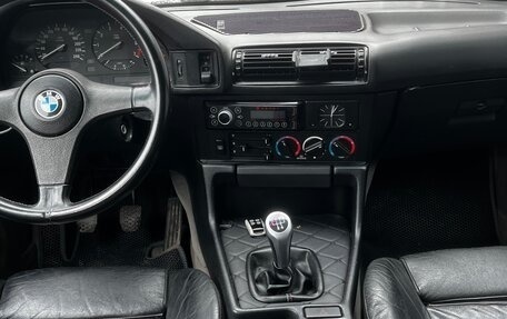 BMW 5 серия, 1991 год, 600 000 рублей, 11 фотография