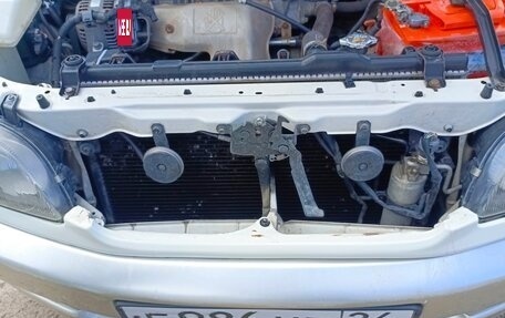 Toyota Ipsum II, 1998 год, 550 000 рублей, 4 фотография