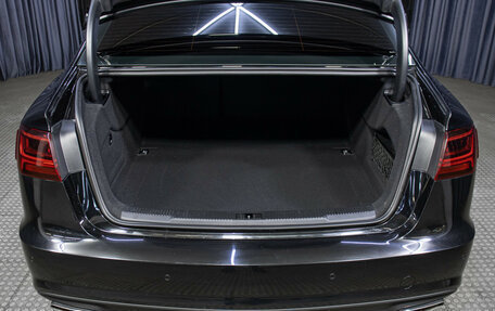 Audi A6, 2018 год, 2 398 000 рублей, 10 фотография