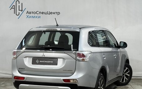 Mitsubishi Outlander III рестайлинг 3, 2014 год, 1 599 800 рублей, 2 фотография