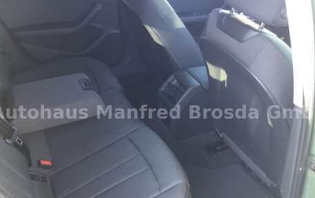 Audi A4, 2024 год, 4 429 177 рублей, 10 фотография