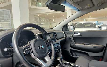 KIA Sportage IV рестайлинг, 2021 год, 2 965 000 рублей, 20 фотография