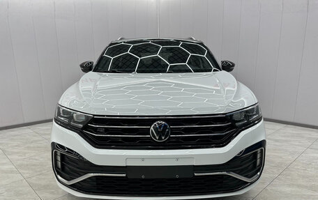 Volkswagen T-Roc I, 2021 год, 1 650 000 рублей, 1 фотография