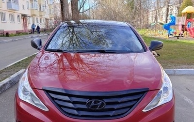 Hyundai Sonata VI, 2011 год, 950 000 рублей, 1 фотография